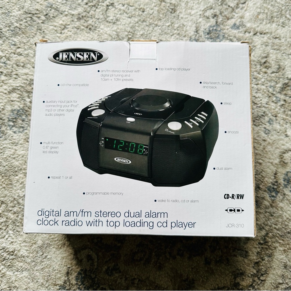 Jensen JCR-310 am/fm stereo/dual alarm clock/CD player - Picture 4 of 5